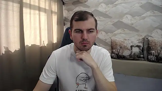 Snapshot of SerzhKorol1 chatting on November 7, 2025, 5:29 am SerzhKorol1 online show from November 7, 2025, 5:29 am