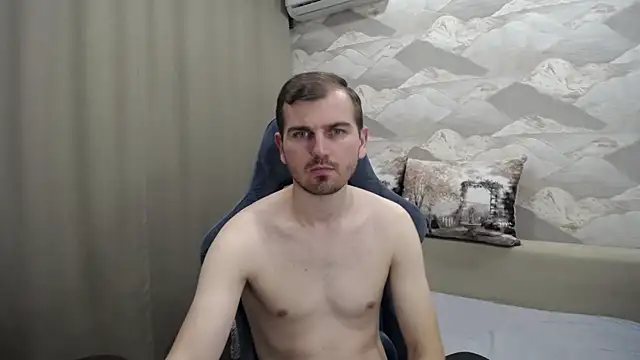 Snapshot of SerzhKorol1 chatting on November 16, 2025, 5:18 pm SerzhKorol1 online show from November 16, 2025, 5:18 pm