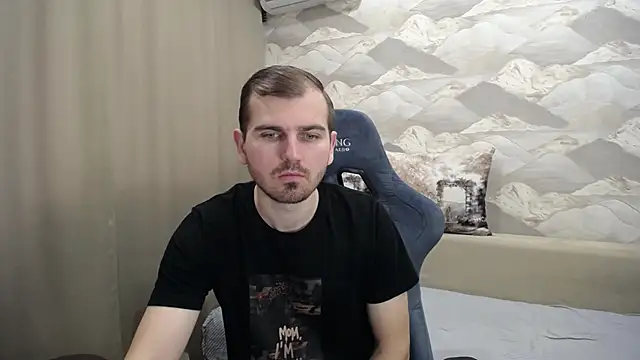 Snapshot of SerzhKorol1 chatting on November 18, 2025, 4:50 am SerzhKorol1 online show from November 18, 2025, 4:50 am