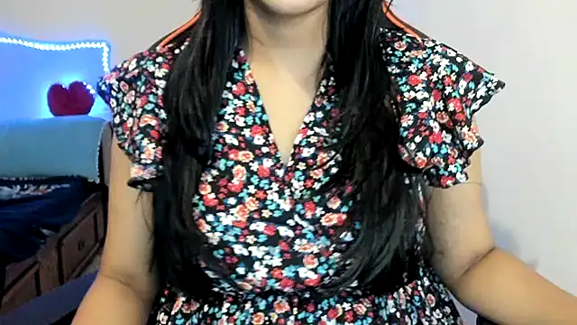 Snapshot of South_indian_tickly chatting on December 21, 2024, 1:36 am South indian tickly online show from December 21, 2024, 1:36 am