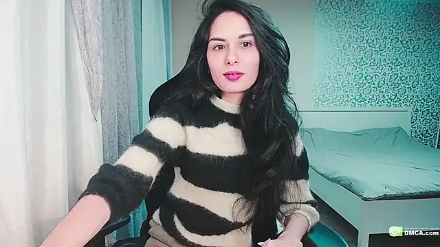 Snapshot of The_Blacksphinxxx chatting on December 4, 2024, 5:44 pm The Blacksphinxxx online show from December 4, 2024, 5:44 pm