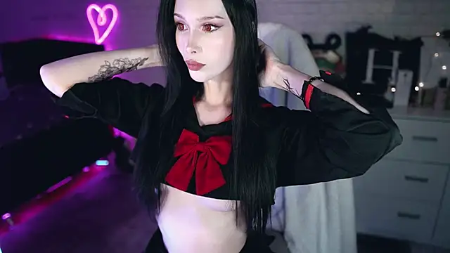 Snapshot of _Uindi_ chatting on December 11, 2024, 5:26 pm Uindi online show from December 11, 2024, 5:26 pm