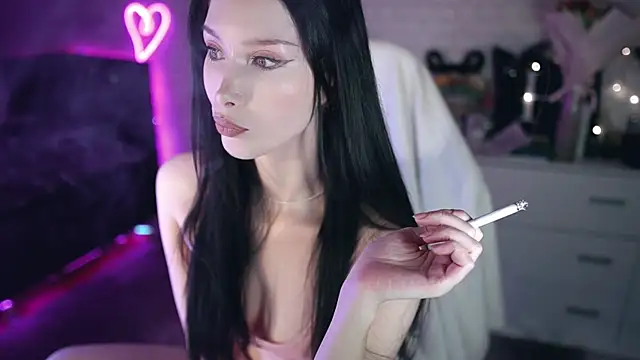 Snapshot of _Uindi_ chatting on January 10, 2025, 10:50 am Uindi online show from January 10, 2025, 10:50 am