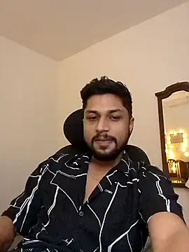 Snapshot of _IRRESISTIBLE_ chatting on February 17, 2025, 5:10 pm  IRRESISTIBLE  online show from February 17, 2025, 5:10 pm