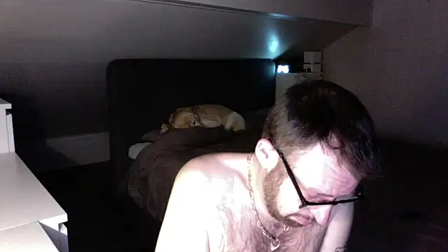 Snapshot of FABIOGLASSES chatting on December 8, 2024, 1:46 am FABIOGLASSES online show from December 8, 2024, 1:46 am