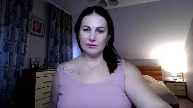 Snapshot of _sarairiti chatting on November 25, 2025, 11:10 am sarairiti online show from November 25, 2025, 11:10 am