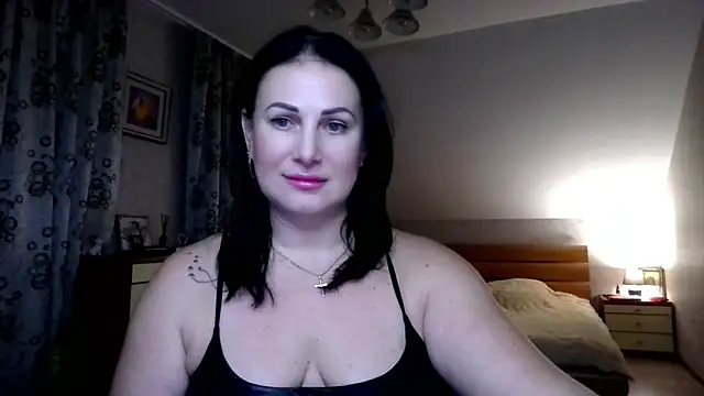 Snapshot of _sarairiti chatting on December 5, 2025, 12:03 pm sarairiti online show from December 5, 2025, 12:03 pm