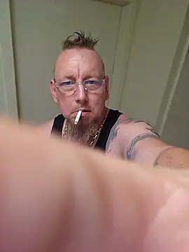 Littledick007007 online show from September 24, 2025, 9:29 pm