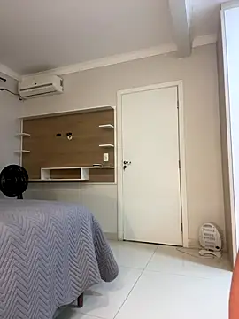 AliceStone19 online show from October 27, 2025, 5:28 pm