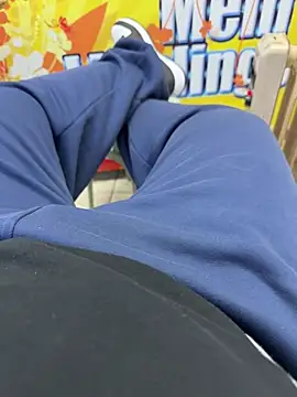 Snapshot of buri232 chatting on January 22, 2025, 3:07 pm buri232 online show from January 22, 2025, 3:07 pm