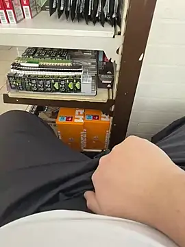 Snapshot of buri232 chatting on March 9, 2025, 11:03 am buri232 online show from March 9, 2025, 11:03 am