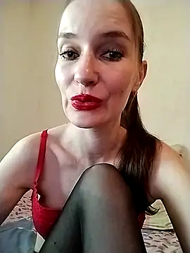 AimeeFair online show from September 26, 2025, 2:21 pm