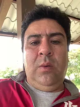 EmilianoGt online show from October 24, 2025, 5:09 pm