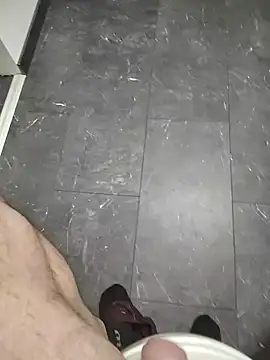 Andy7430 online show from December 4, 2024, 1:31 pm