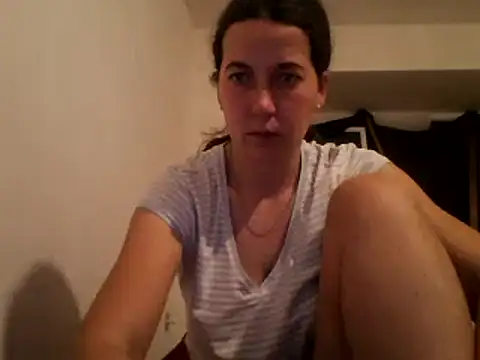 Snapshot of Tamilashaa chatting on January 5, 2025, 5:41 pm Tamilashaa online show from January 5, 2025, 5:41 pm