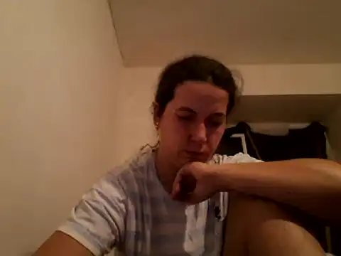 Snapshot of Tamilashaa chatting on January 8, 2025, 4:11 pm Tamilashaa online show from January 8, 2025, 4:11 pm