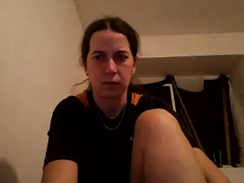 Snapshot of Tamilashaa chatting on February 21, 2025, 5:20 pm Tamilashaa online show from February 21, 2025, 5:20 pm