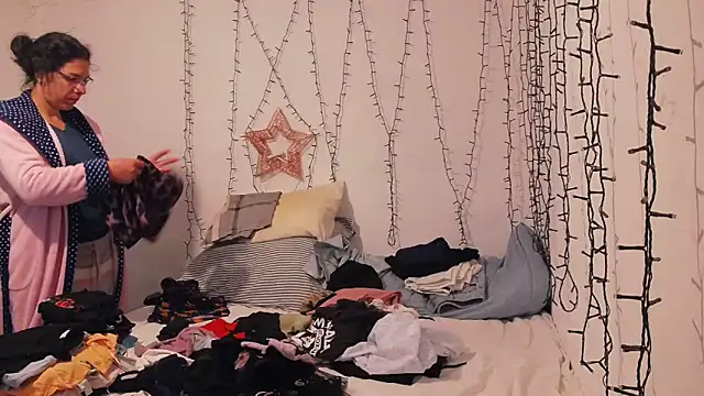 SquirtyMellissaLabia online show from October 2, 2025, 7:15 am