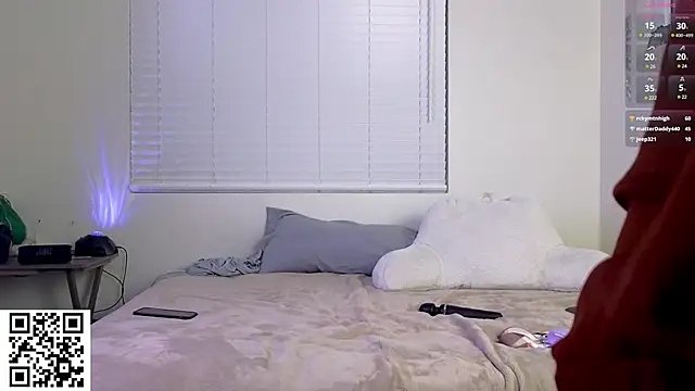 Snapshot of AriannaPena chatting on January 29, 2025, 8:18 am AriannaPena online show from January 29, 2025, 8:18 am