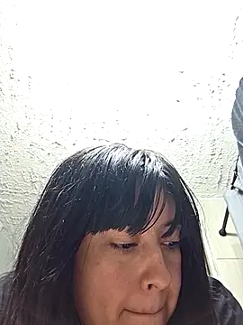 Snapshot of AriannaPena chatting on November 2, 2025, 10:01 pm AriannaPena online show from November 2, 2025, 10:01 pm