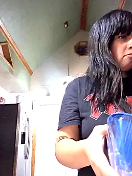 Snapshot of AriannaPena chatting on November 14, 2025, 11:46 pm AriannaPena online show from November 14, 2025, 11:46 pm