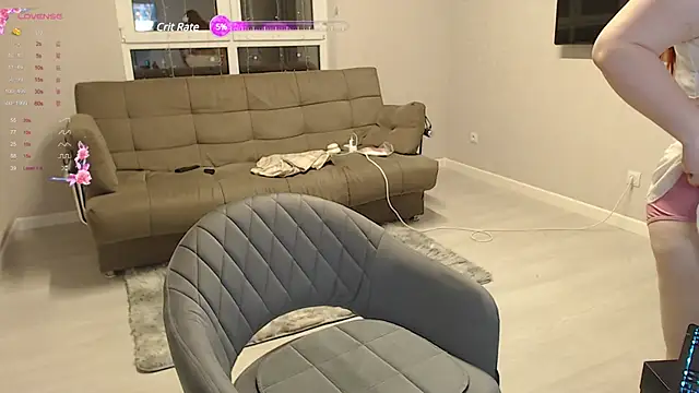 Mia Bows online show from March 13, 2025, 3:06 pm