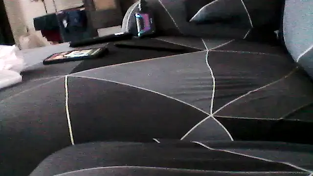 Snapshot of mickzizi chatting on October 10, 2025, 8:24 am mickzizi online show from October 10, 2025, 8:24 am