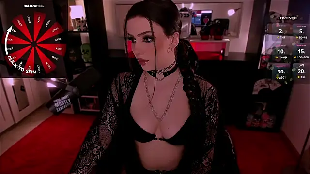 Snapshot of SofiRusselle chatting on October 31, 2025, 7:15 pm SofiRusselle online show from October 31, 2025, 7:15 pm