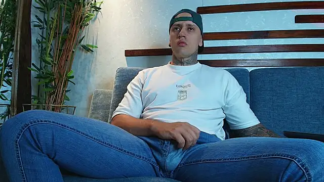 Joeysexx2 online show from November 10, 2025, 3:27 am