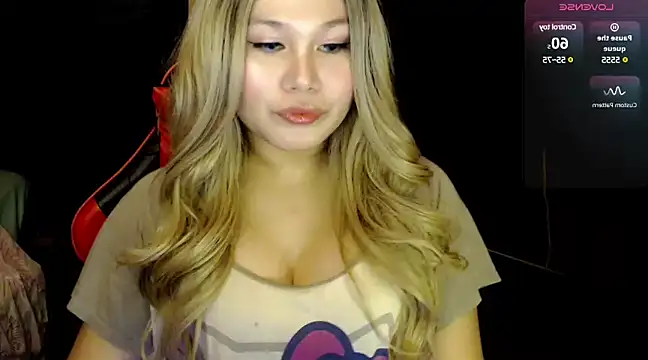 stacey wills44 online show from January 21, 2025, 11:02 pm