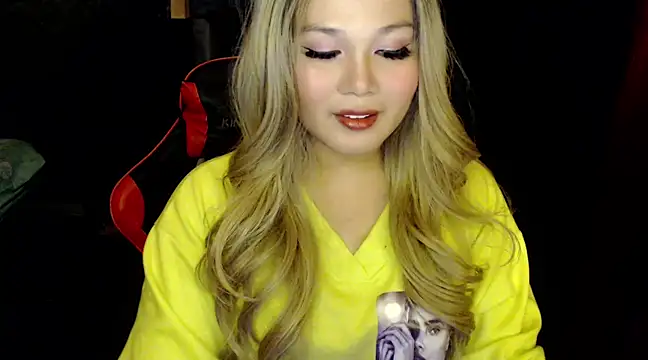 stacey wills44 online show from February 6, 2025, 10:48 am