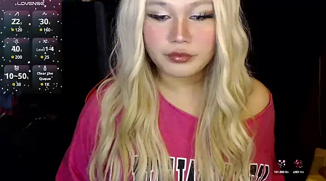 stacey wills44 online show from March 4, 2025, 8:38 pm