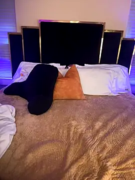 KarissaChantelle online show from November 23, 2025, 6:30 pm