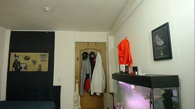 romeolovedark online show from January 10, 2025, 3:39 am