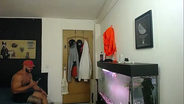 romeolovedark online show from January 11, 2025, 1:27 am