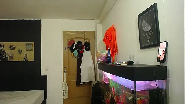 romeolovedark online show from March 21, 2025, 3:12 am