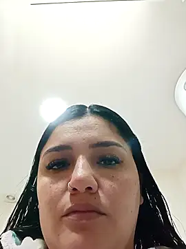 Snapshot of laura_dirtyhot chatting on November 9, 2025, 11:41 am laura dirtyhot online show from November 9, 2025, 11:41 am