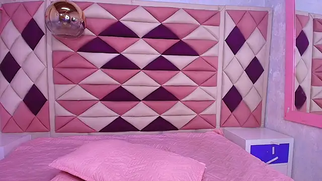 Snapshot of agath_69 chatting on November 13, 2025, 12:15 pm agath 69 online show from November 13, 2025, 12:15 pm