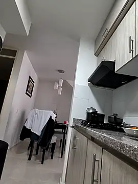 Snapshot of molok329 chatting on December 3, 2025, 5:55 pm molok329 online show from December 3, 2025, 5:55 pm