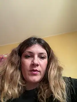 DaisyVibesss online show from January 10, 2025, 12:15 pm