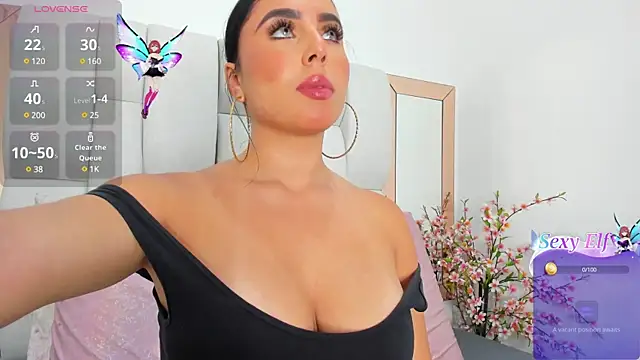 kylie sexy2000 online show from December 7, 2024, 1:14 am