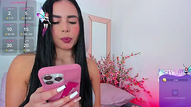 kylie sexy2000 online show from December 10, 2024, 4:38 pm