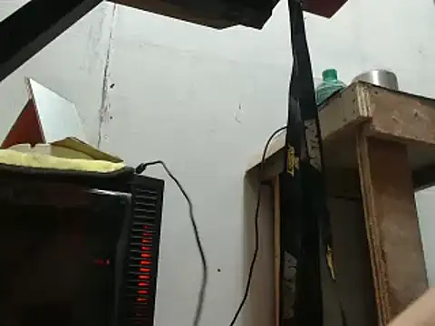 Snapshot of 30cmUncutSelfsucker chatting on January 1, 2025, 6:05 am 30cmUncutSelfsucker online show from January 1, 2025, 6:05 am