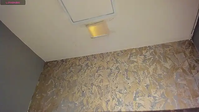 SebastianMaximoff online show from October 17, 2025, 8:00 pm