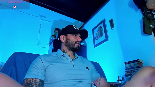 CamiloGray  online show from January 21, 2025, 1:11 pm