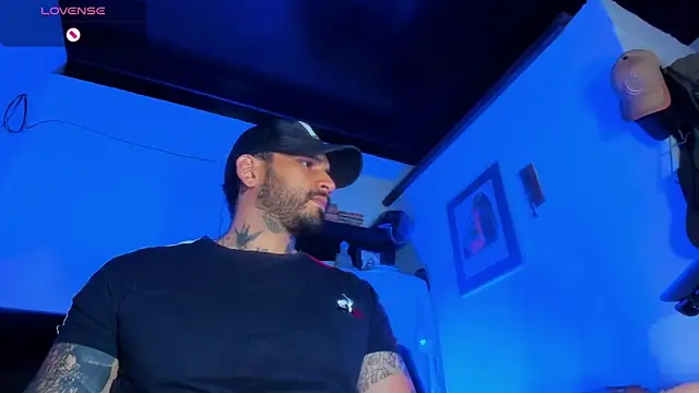 CamiloGray  online show from March 3, 2025, 1:31 pm