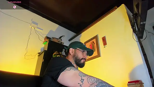 CamiloGray  online show from October 10, 2025, 2:49 pm