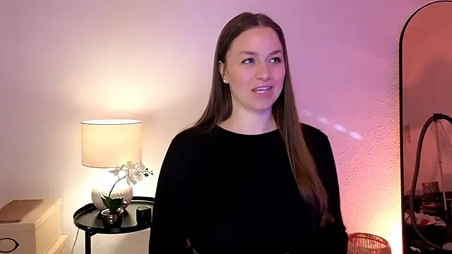 MilaFleur online show from February 25, 2025, 9:09 am