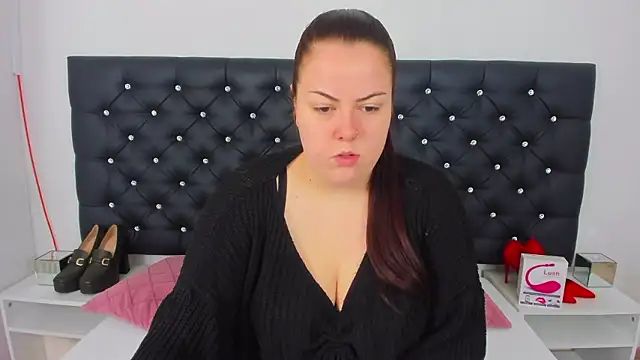 EvaLick online show from December 4, 2024, 5:16 am