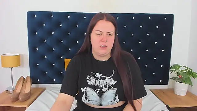 EvaLick online show from February 28, 2025, 8:53 am